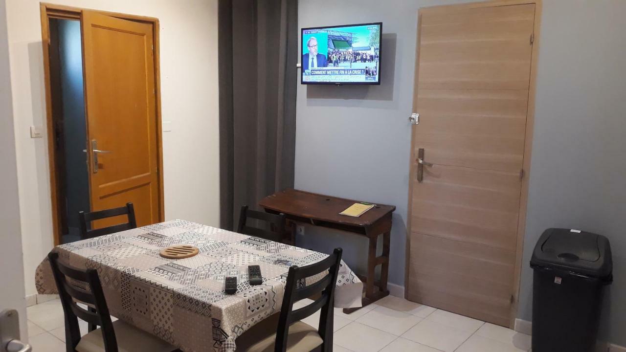 L'Arriere Boutique Apartment Maroilles Ngoại thất bức ảnh